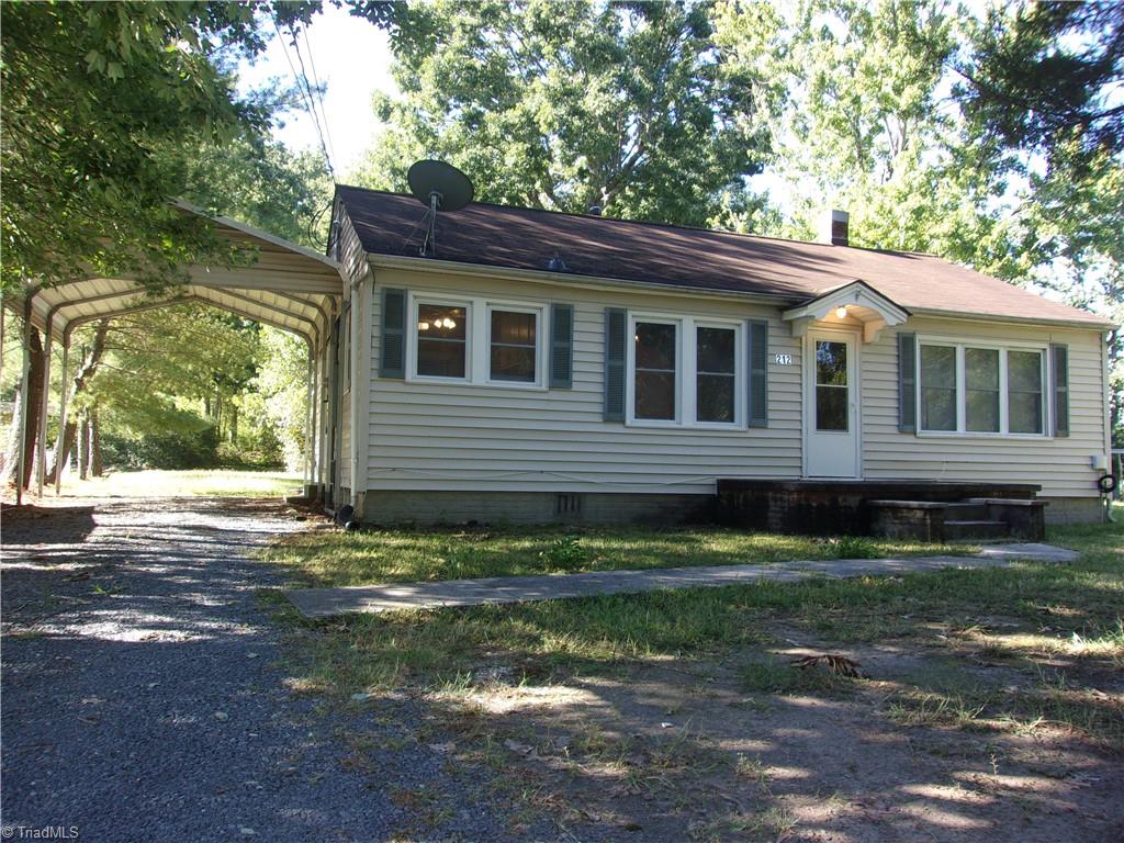 212 Foster Street — photo