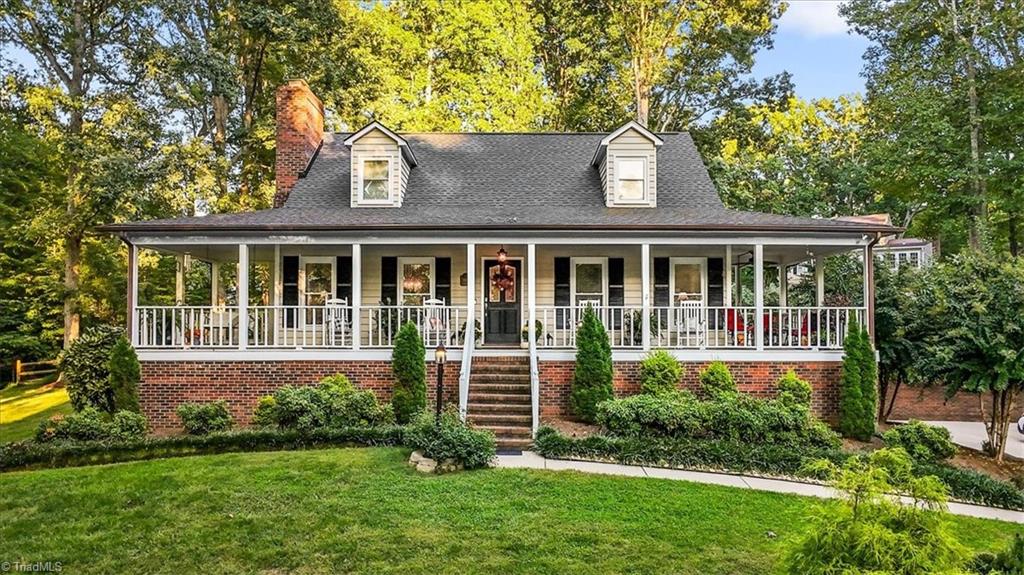 154 Glendale Circle — photo