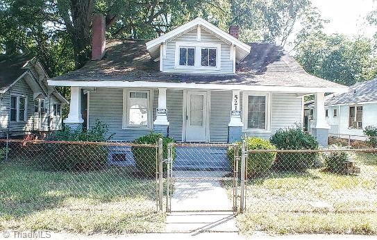 521 Amos Street — photo