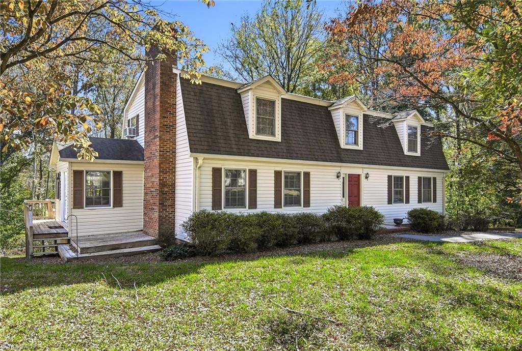 1009 Briarcliff Road — photo