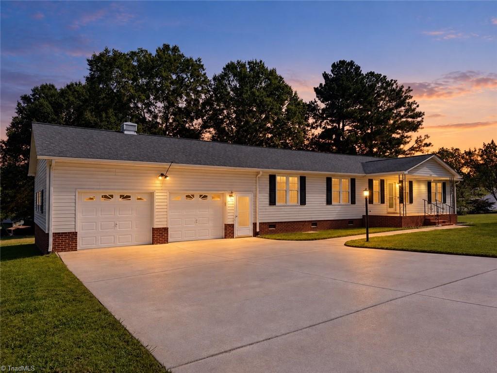 170 Virginia Dare Drive — photo