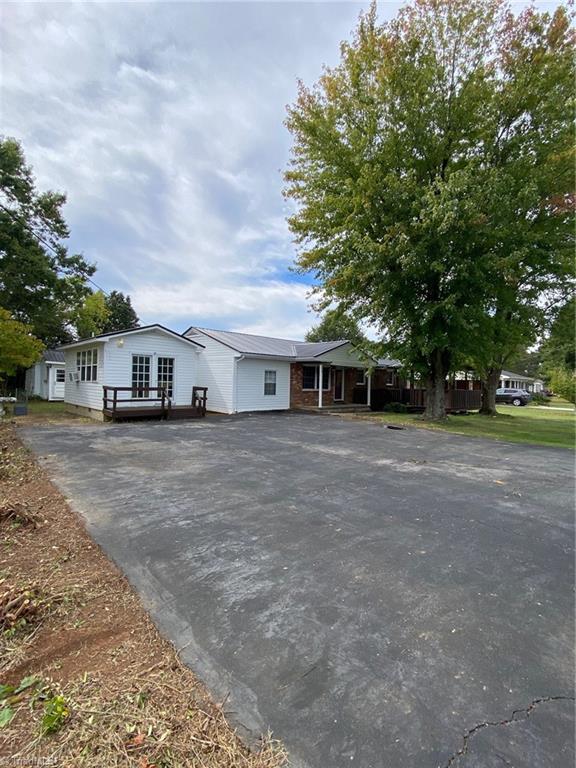 6960 Nc Highway 700 — photo