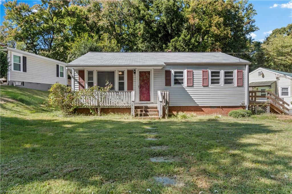 410 Rosewood Drive — photo