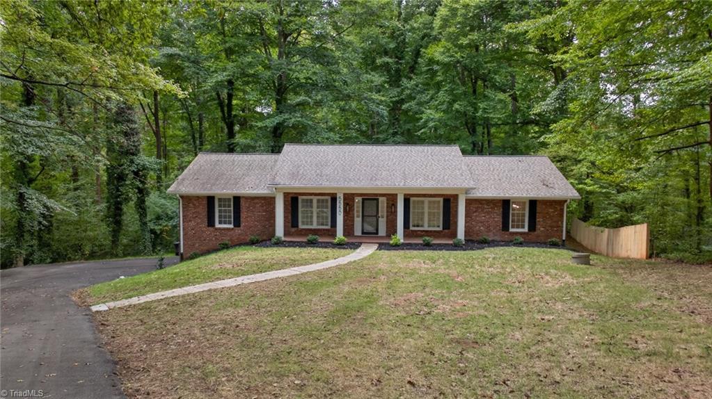 5550 Overlook Circle — photo