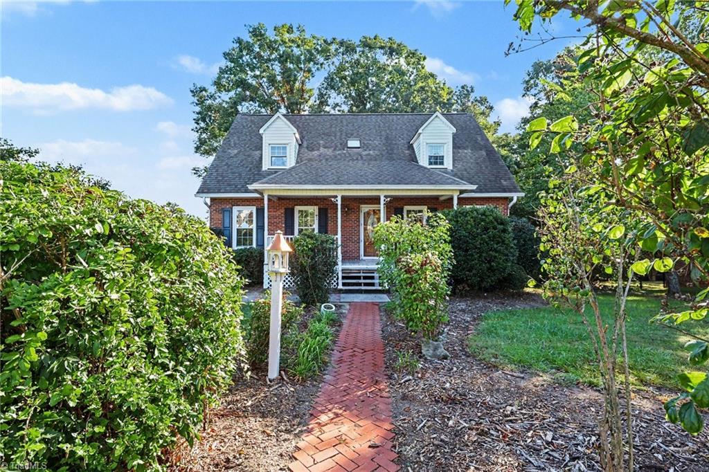 2655 Knob Hill Drive — photo