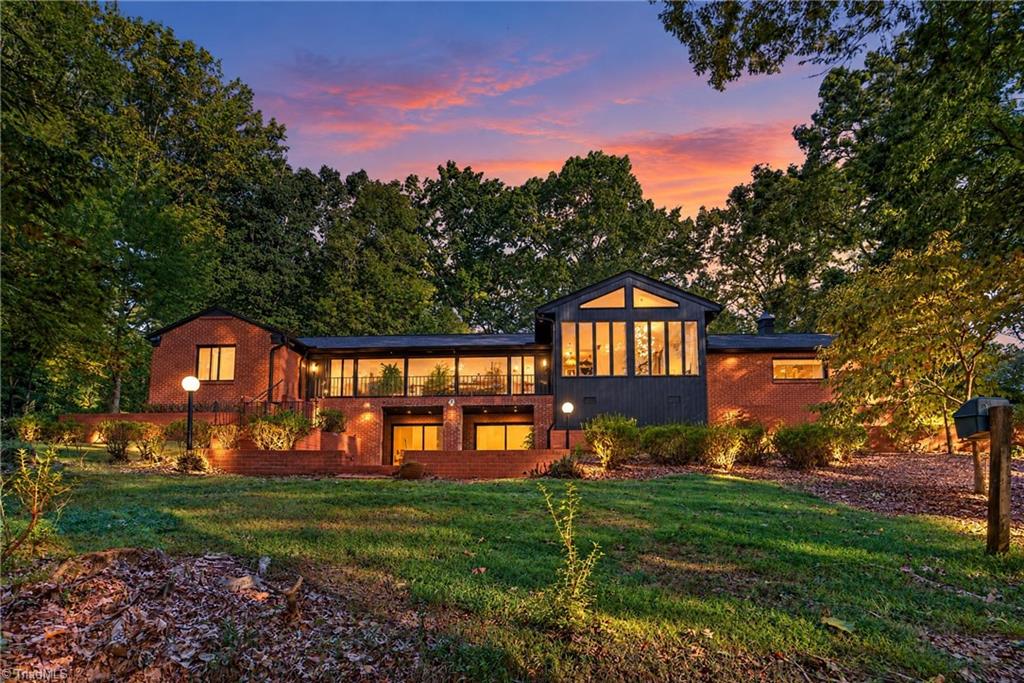 801 Cliftwood Drive — photo