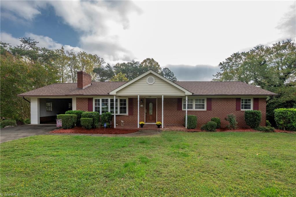 405 E Devon Drive — photo