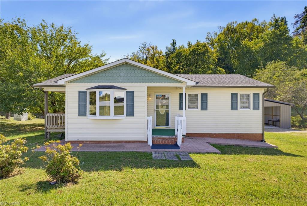 5135 Harvey Road — photo