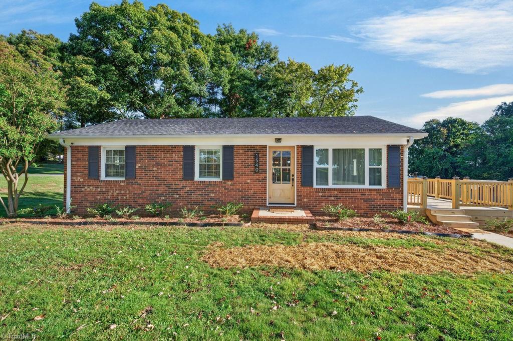 1540 Red Brush Road — photo