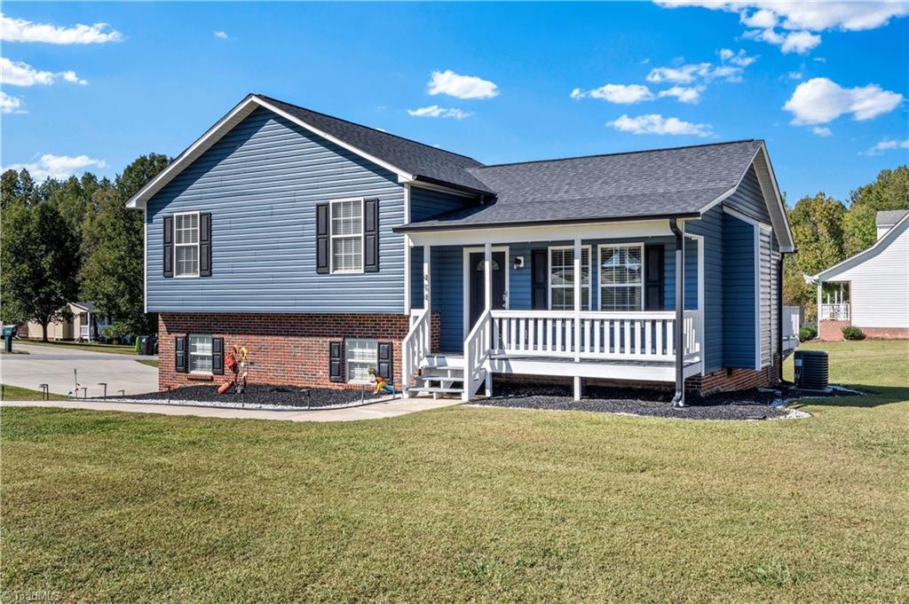 494 Sunset Ridge Lane — photo