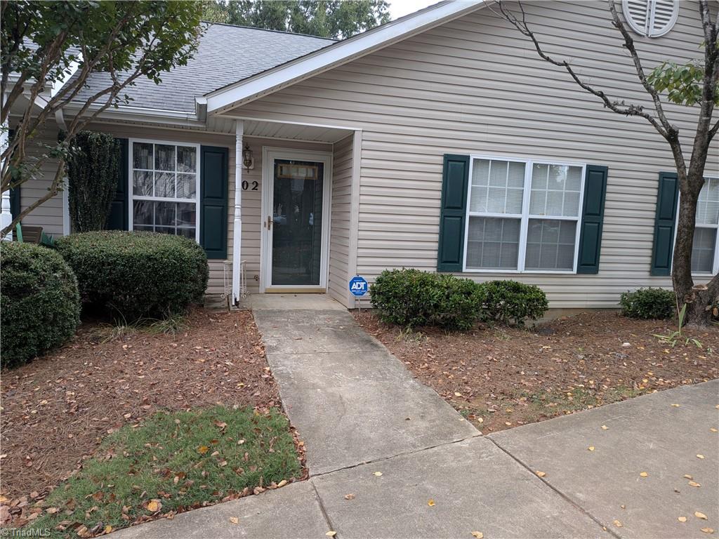 102 Wesley Harris Circle — photo