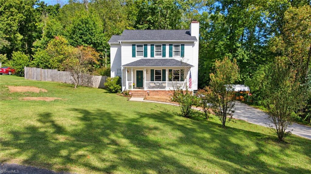 5051 Commodore Lane — photo