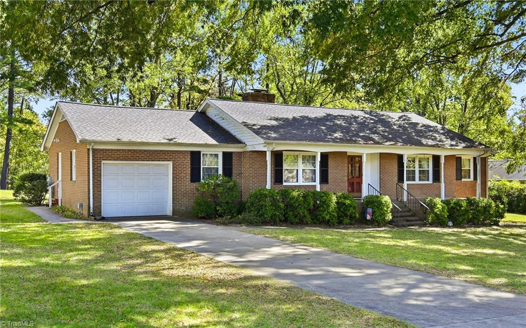 707 Fairidge Drive — photo