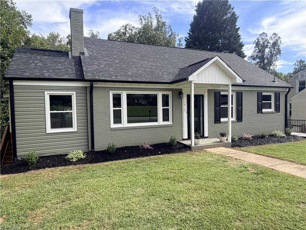 1419 Richardson Drive — photo