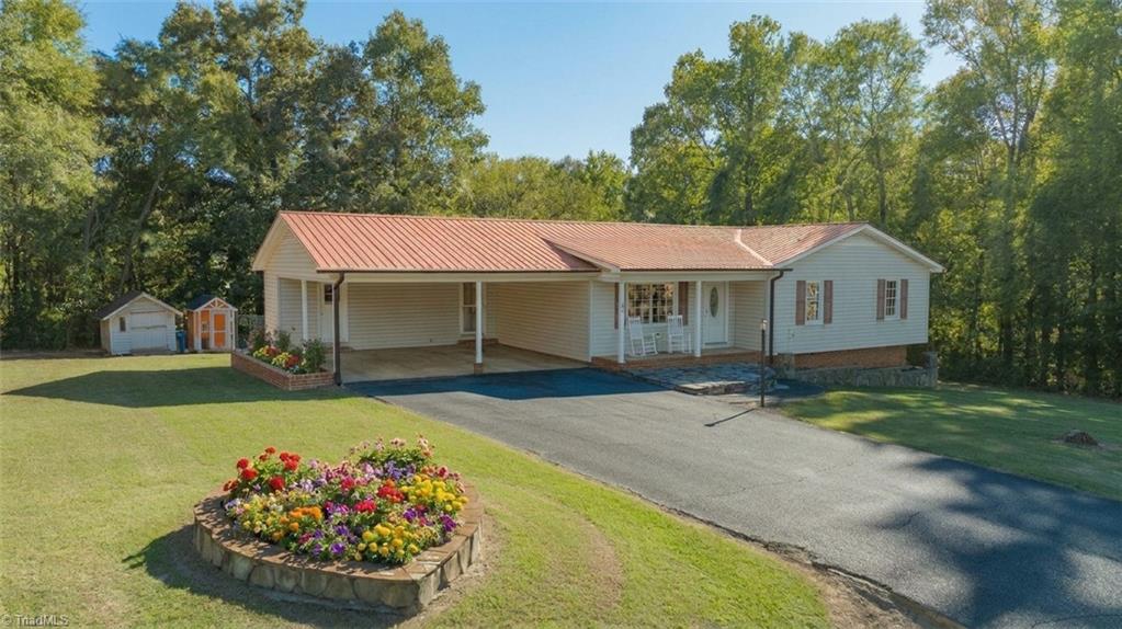 149 Seeley Drive — photo