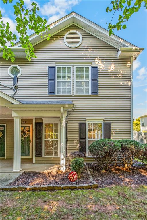4107 McConnell Drive — photo