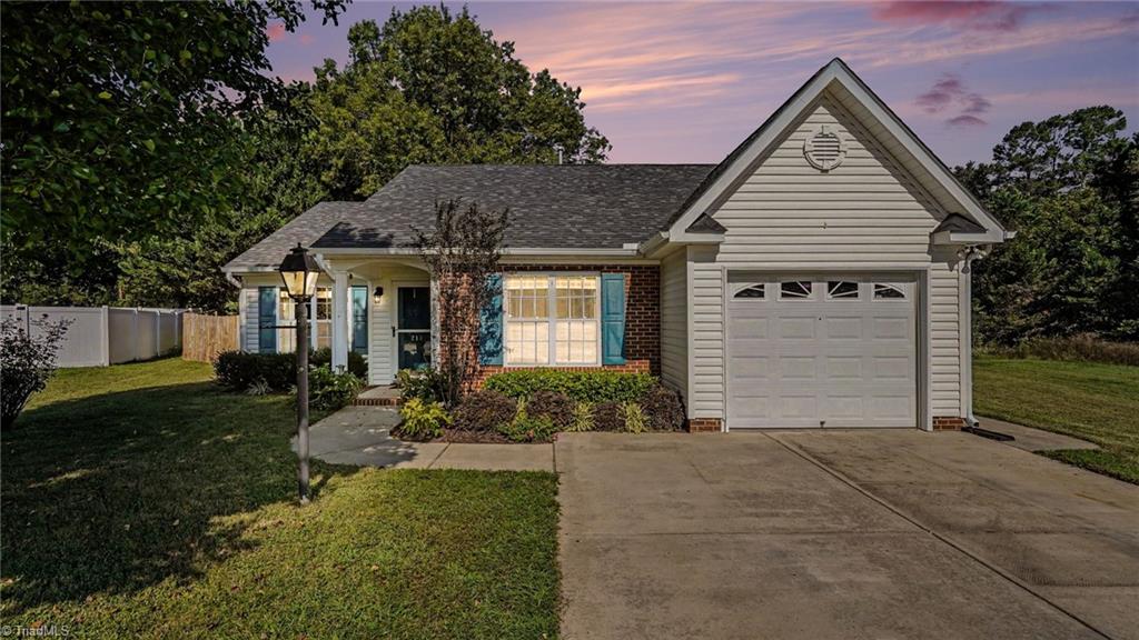 214 Cypress Court — photo