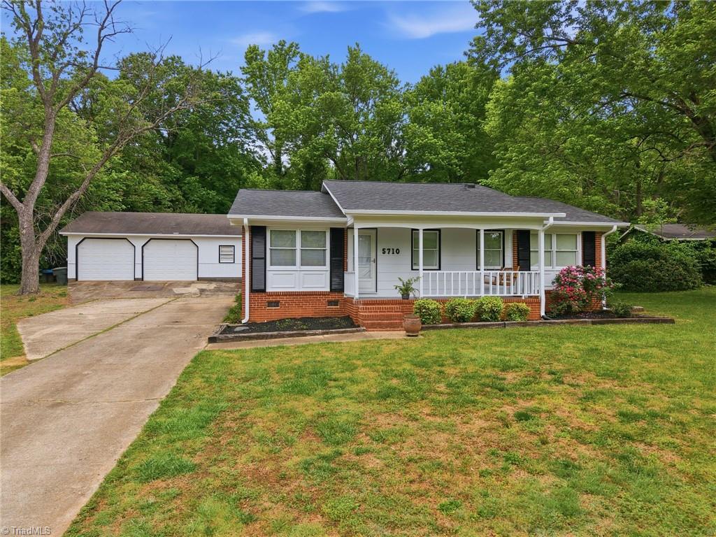 5710 Friendswood Drive — photo