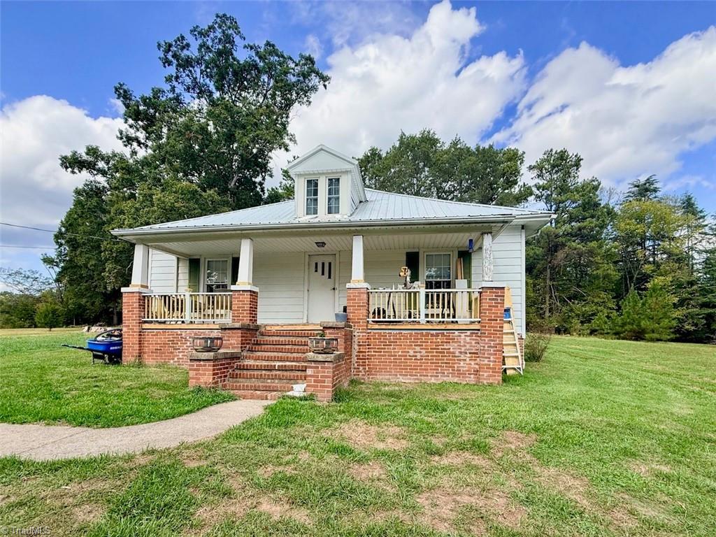 1729 Ashby Street — photo