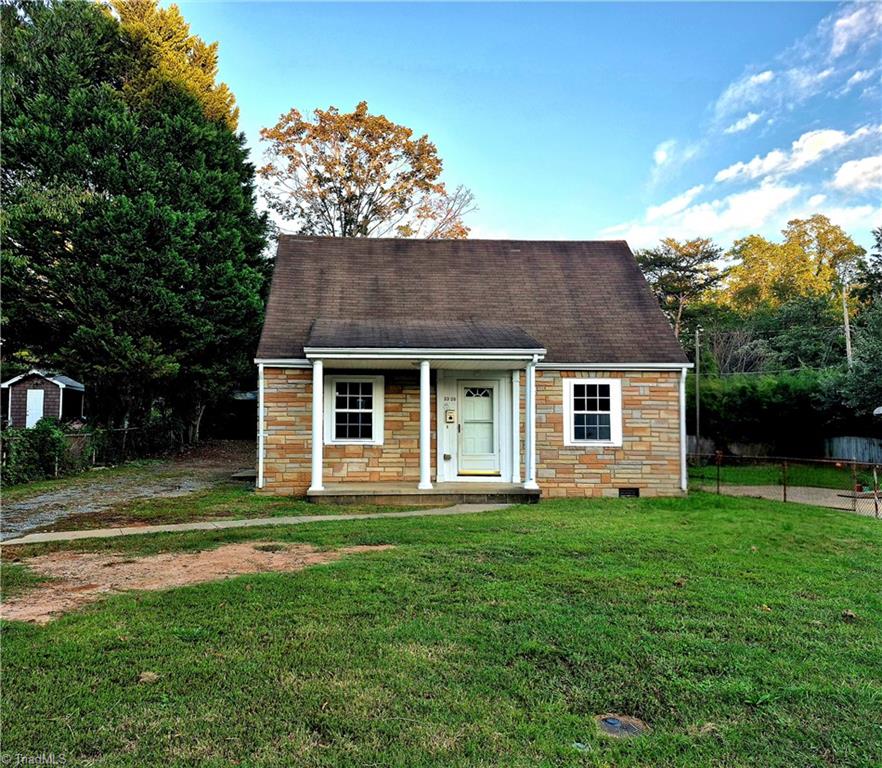 3309 Heitman Drive — photo