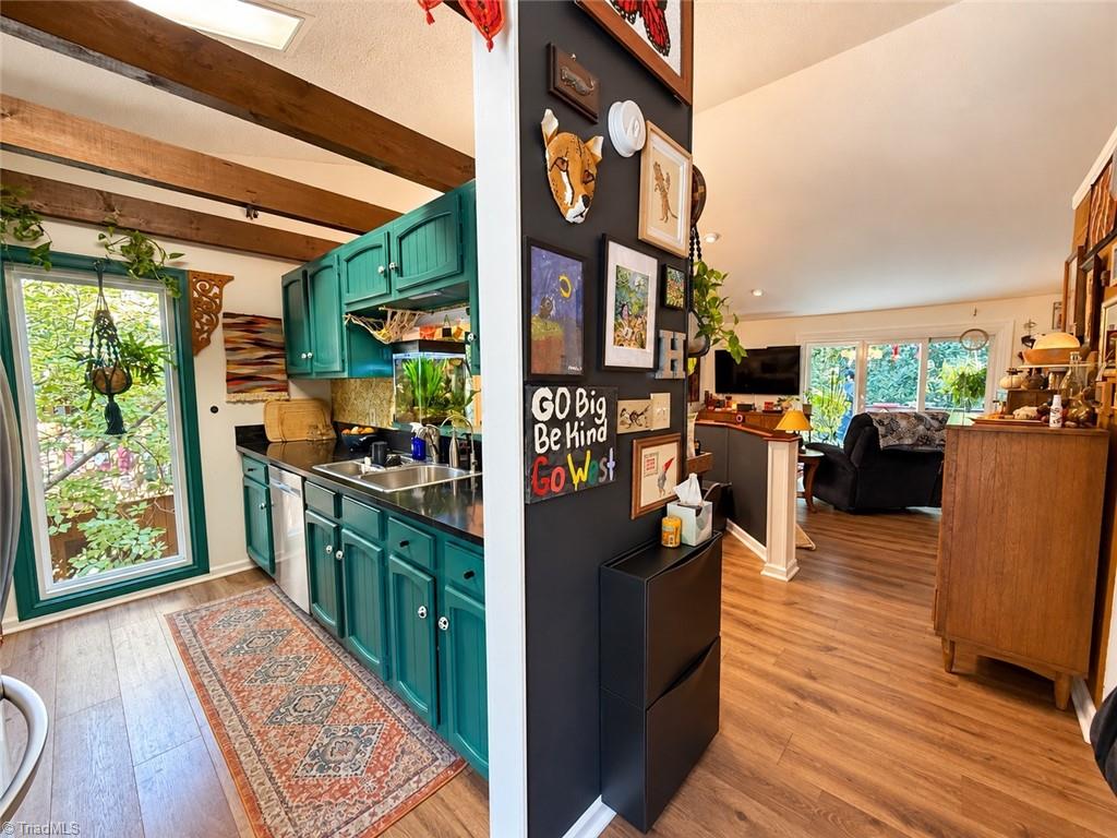 10 Cedar Creek — photo