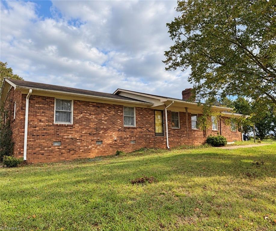 3483 Holloway Church Road — photo