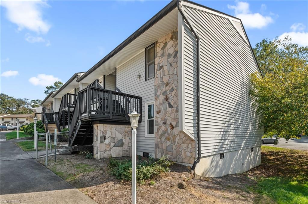 892 S Ridge Court — photo