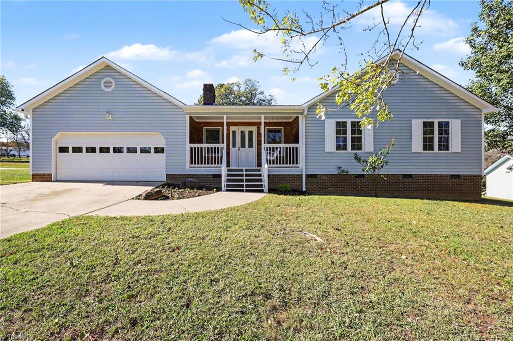 3936 Evergreen Drive — photo