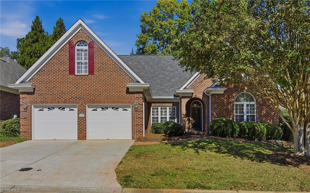 1235 Thornhill Lane — photo