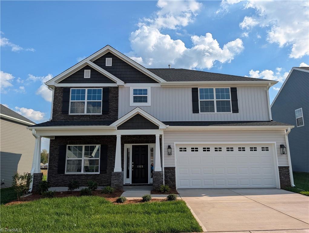 1323 Dandridge Drive — photo