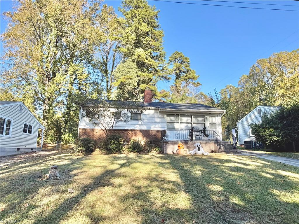 2013 Wesley Drive — photo