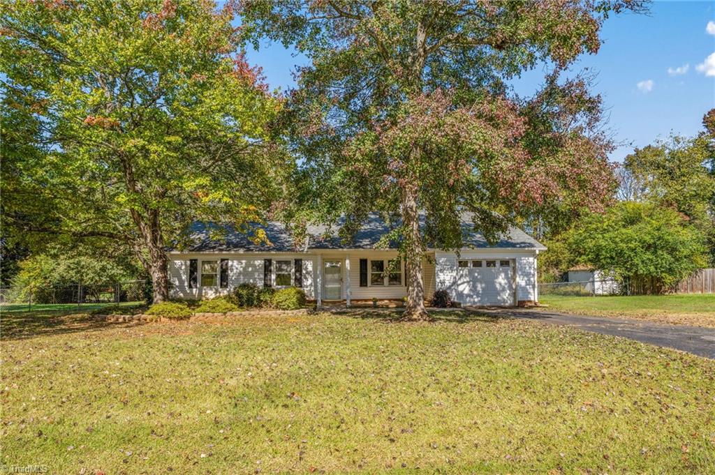 2225 Blue Stone Lane — photo