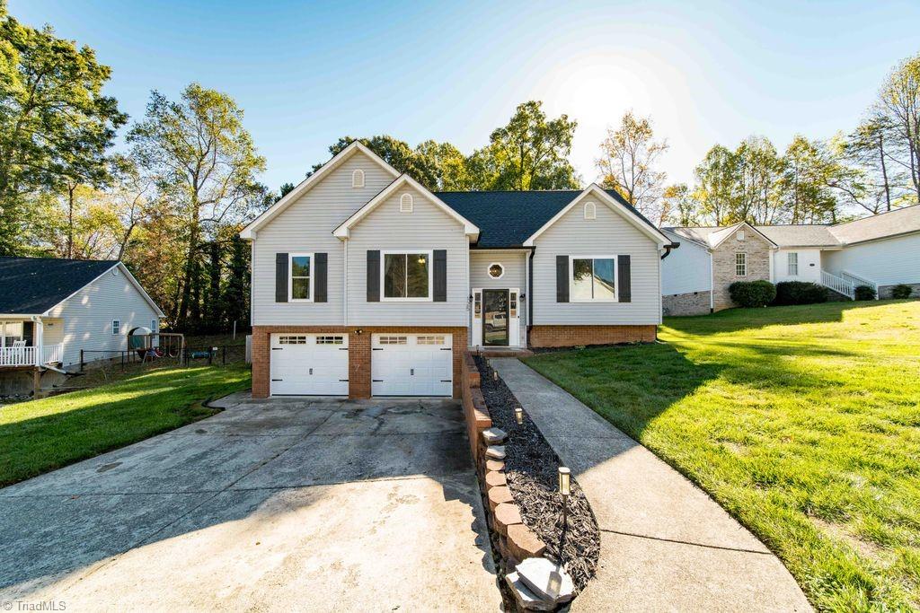 125 Springhouse Farm Court — photo