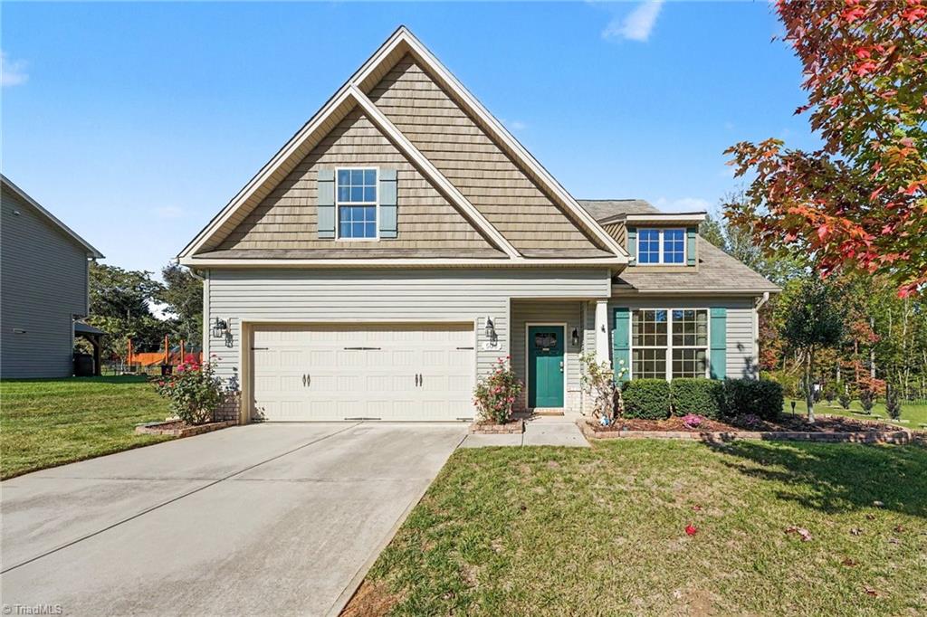 506 Bluffwood Court — photo