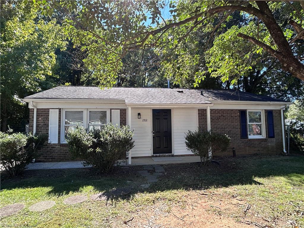1702 Gavin Drive — photo