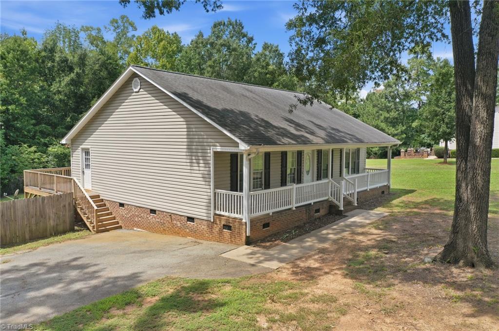 2530 Nc Highway 62 — photo