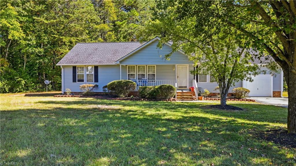 5540 Thom Road — photo