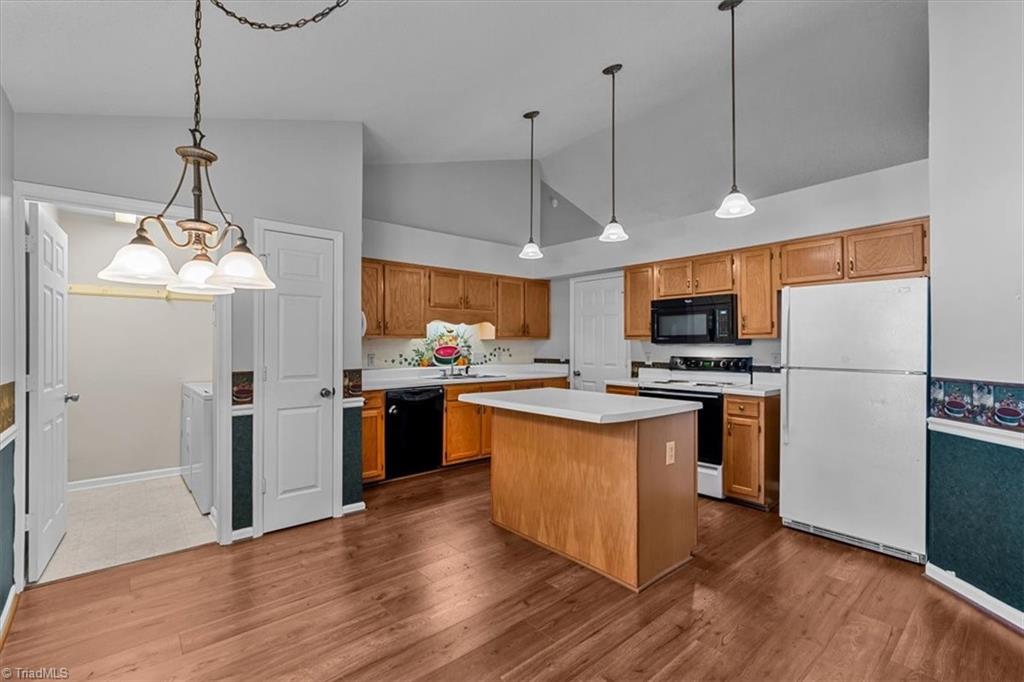 2956 Eagle Pointe Drive, High Point, NC 27265 — photo 3