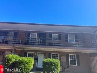 340 S Cherry Street #B — photo
