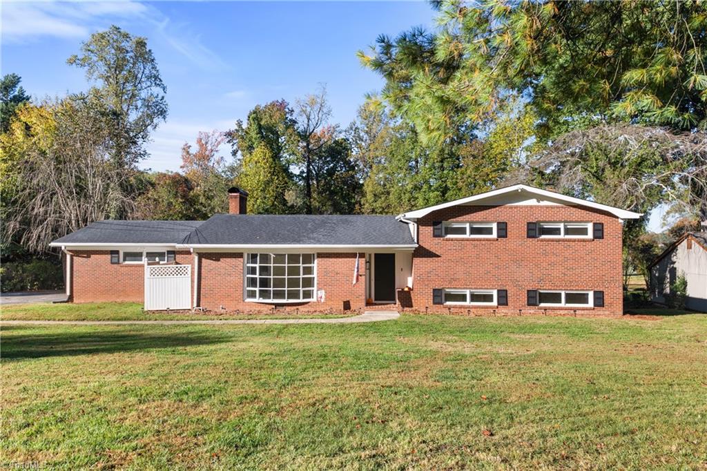 5840 Brookway Drive — photo