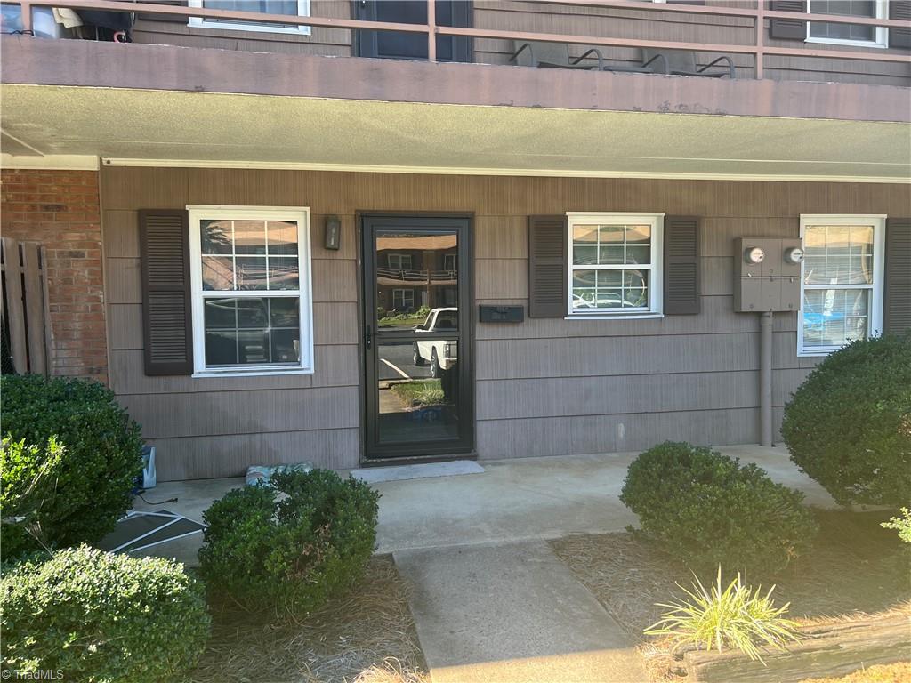 332 S Cherry Street #a — photo