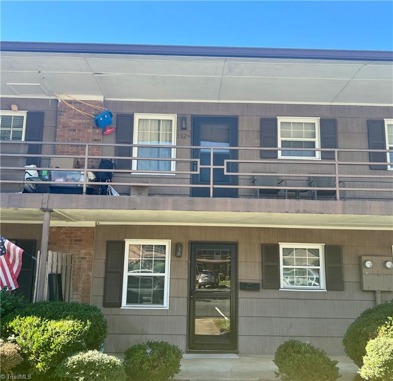 332 S Cherry Street #B — photo