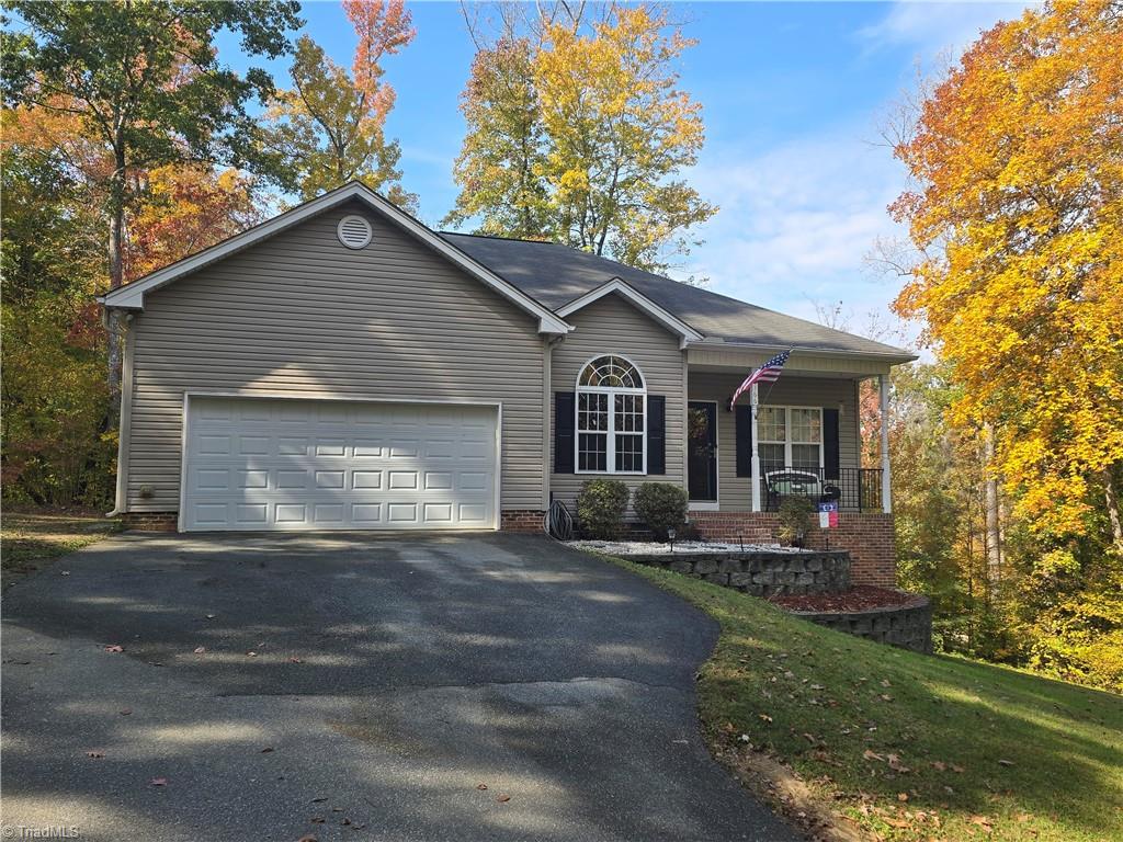 6166 Midway School Road — photo