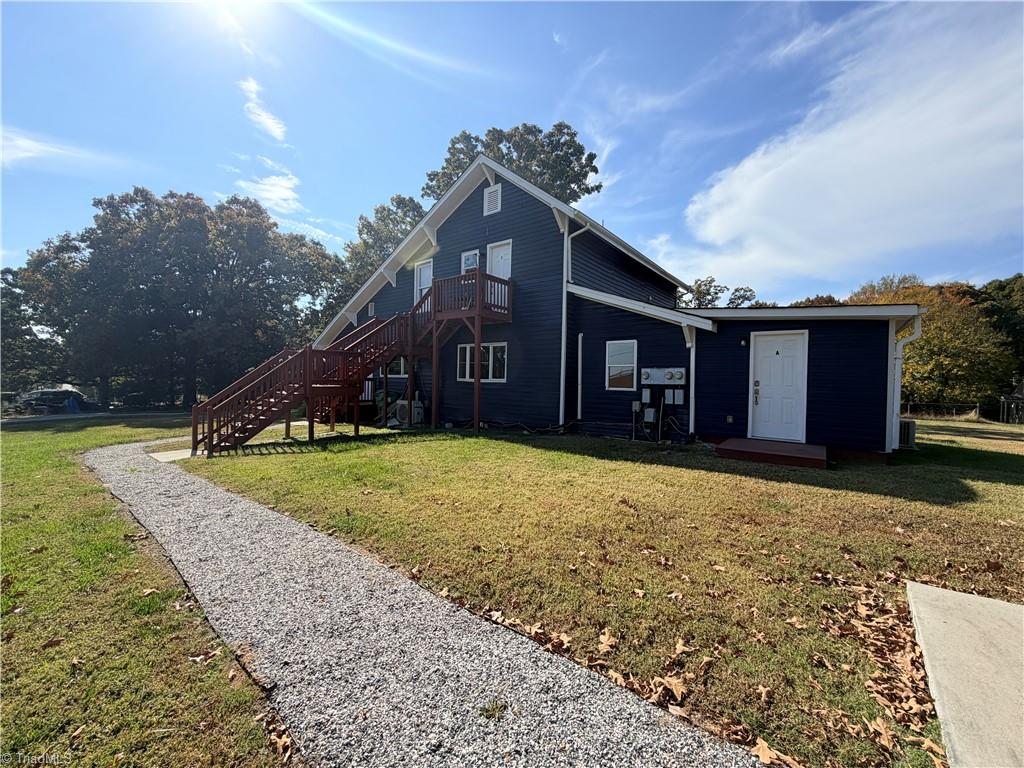 703 Shady Lane #a — photo