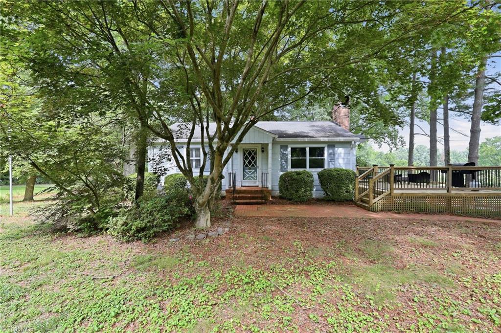 2563 Farmington Road — photo