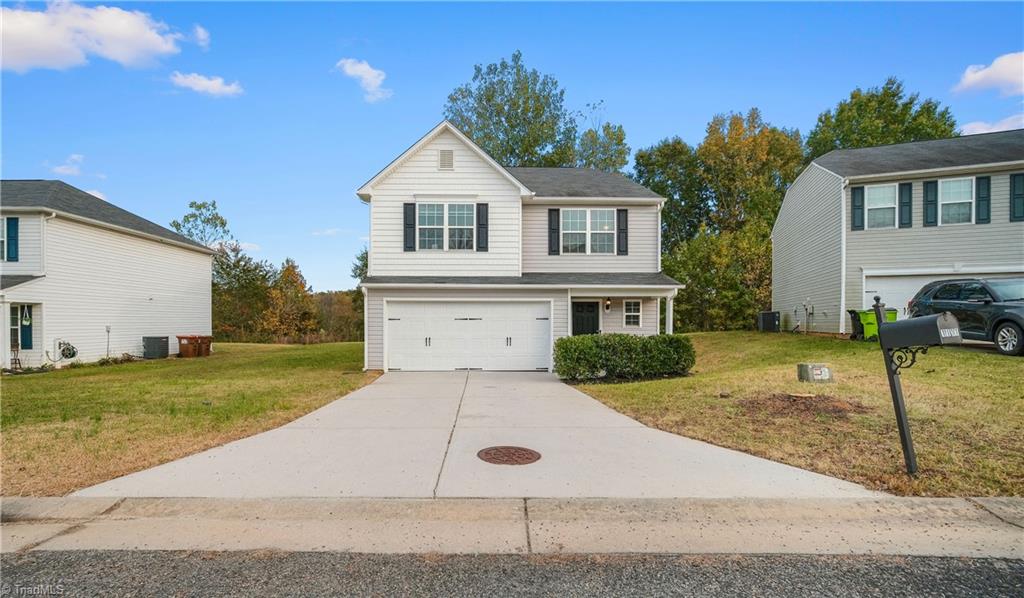 1101 Caden Village Circle — photo