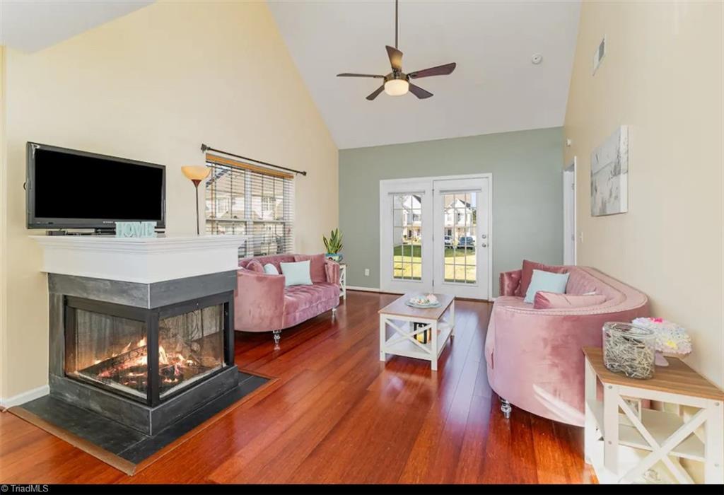 227 Nighthawk Place — photo