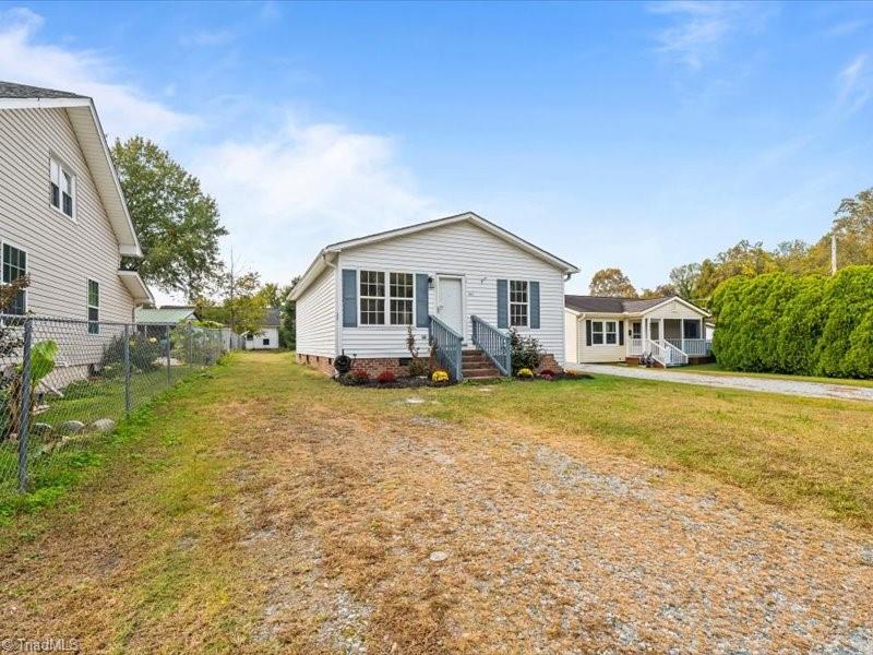 403 ridgecrest Drive, High Point, NC 27262 — photo 2