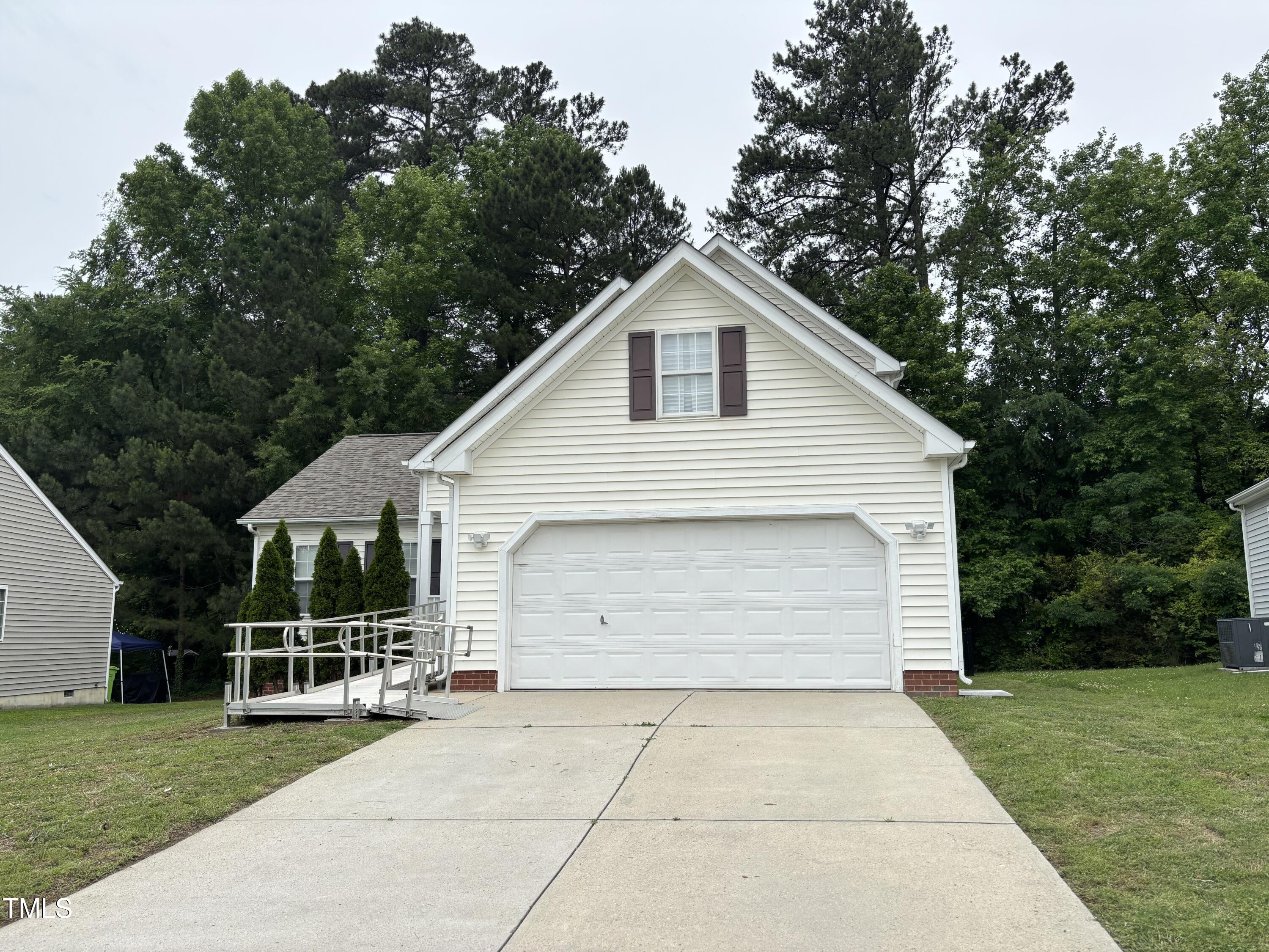 2209 Hatton Way, Raleigh, NC 27604