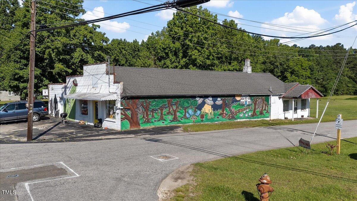 300 W North Main Street — photo